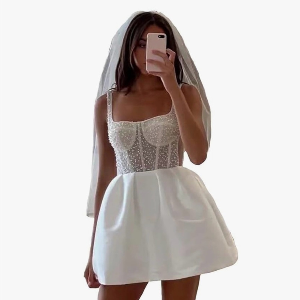 Elegant White Mini Dress